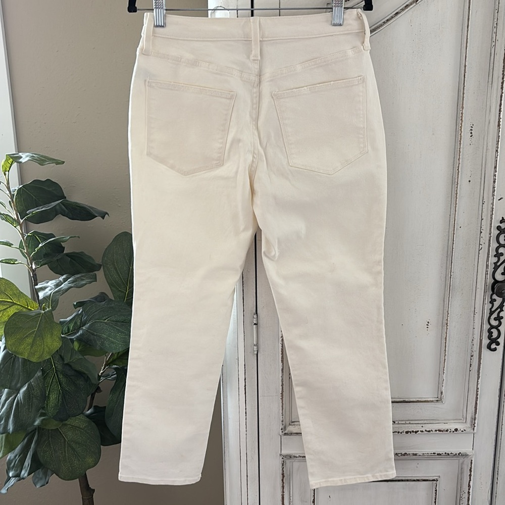 Universal Thread High Rise Jeans in Cream - Picture 2 of 8